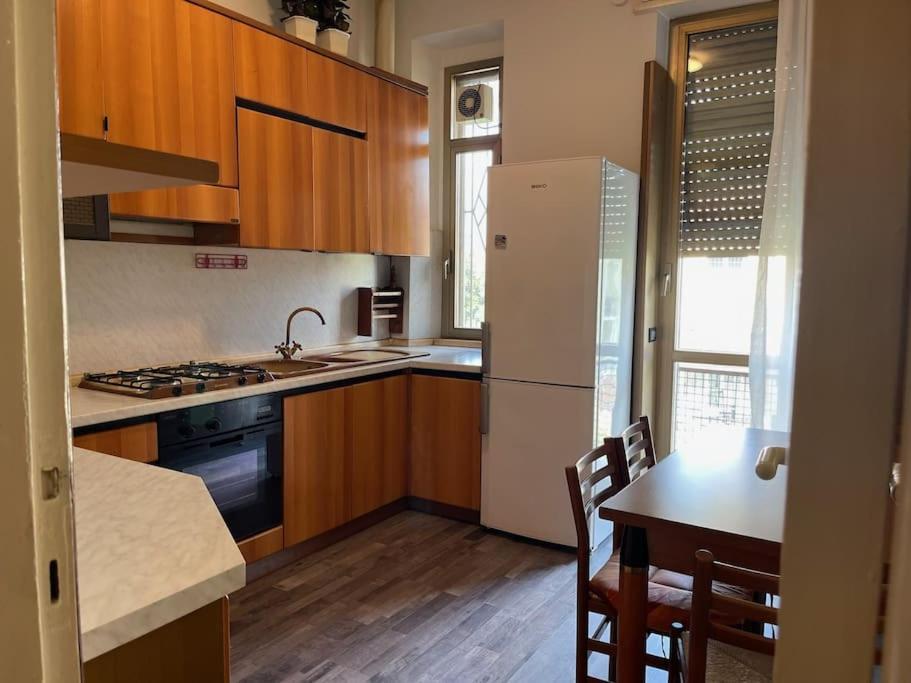 Spacious And Bright Close To Fiera And San Siro